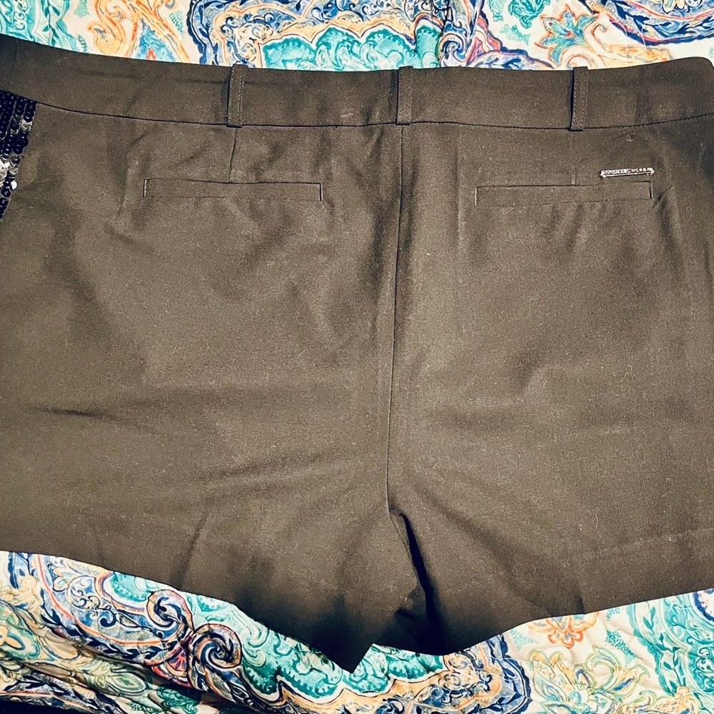 Michael Kors Black mid Waist Women's Shorts